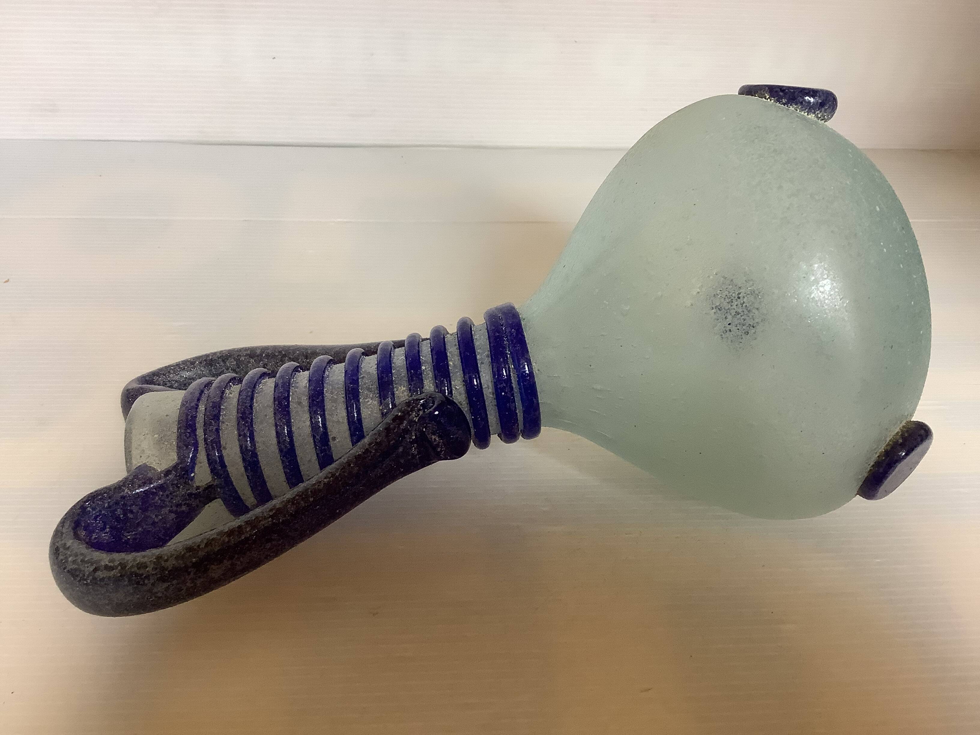 Vase avec anses Scavo bleu