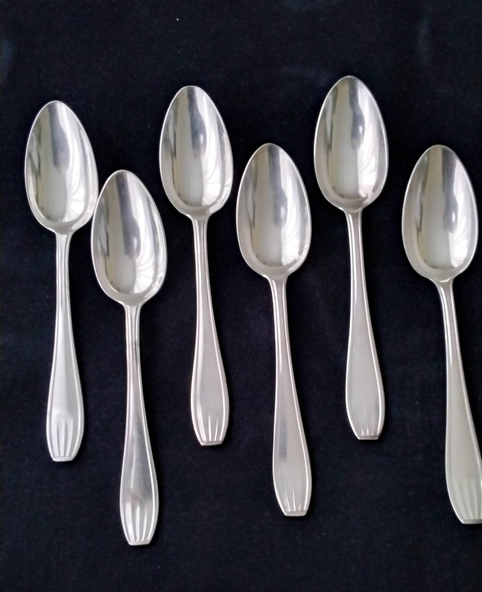 6 SFAM Chambly pattern silver-plated soup spoons