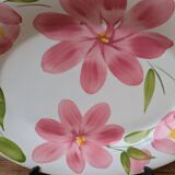 Oval serving dish with hand-painted pink flowers in San Marciano ceramic.