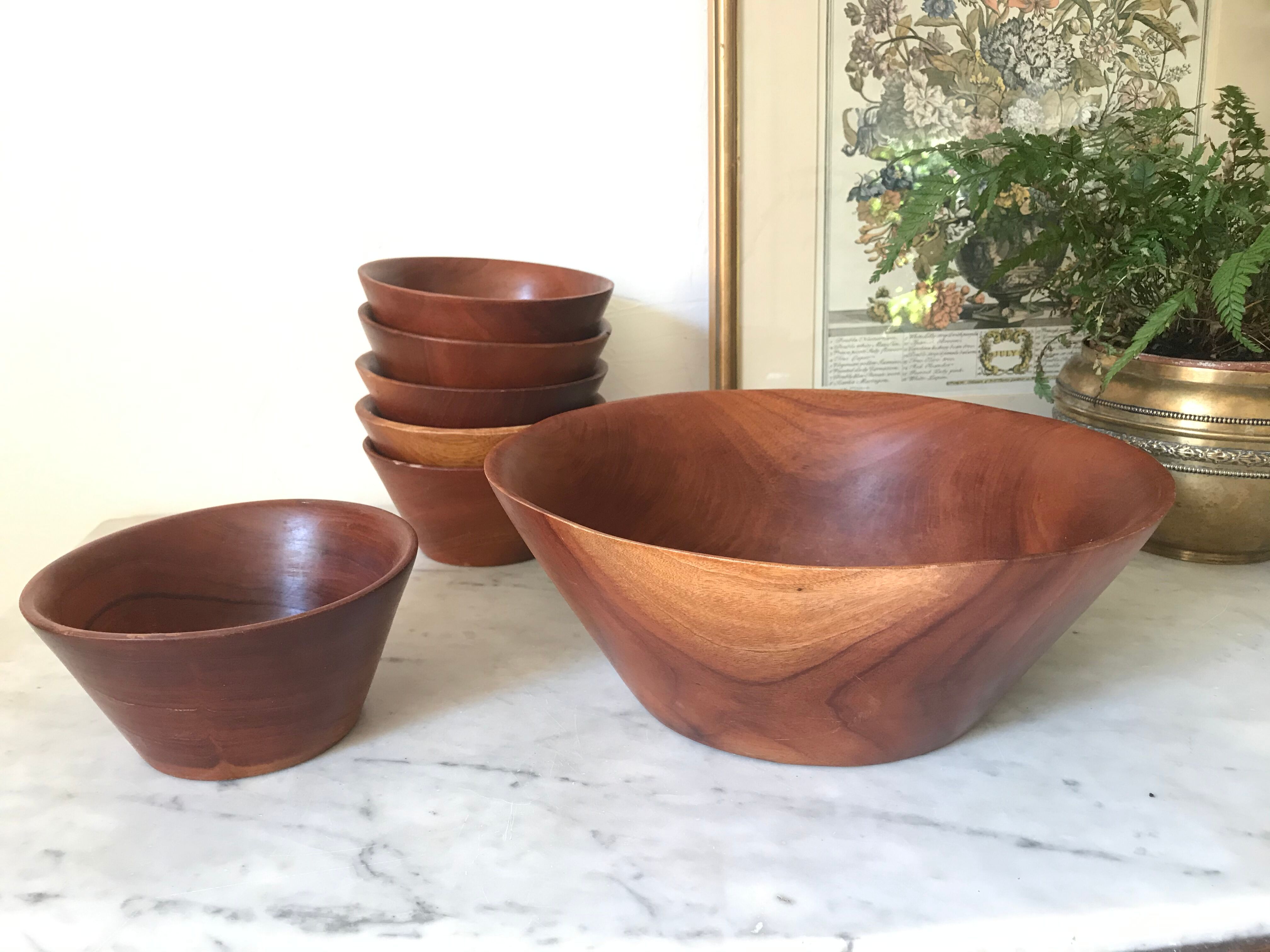 Saladier et ses bols en bois vintage