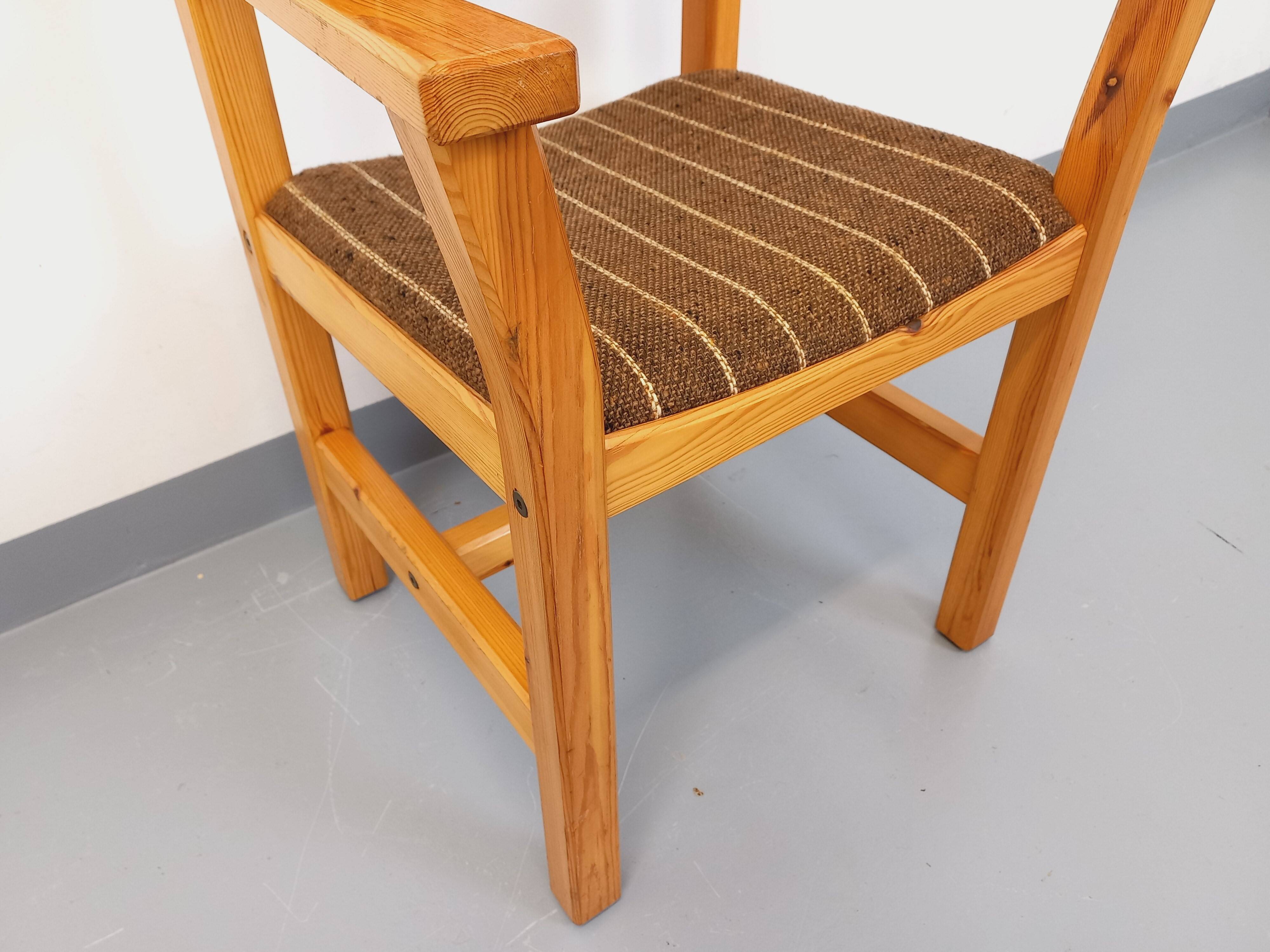 Vintage armchair in pine and fabric from the 80s
