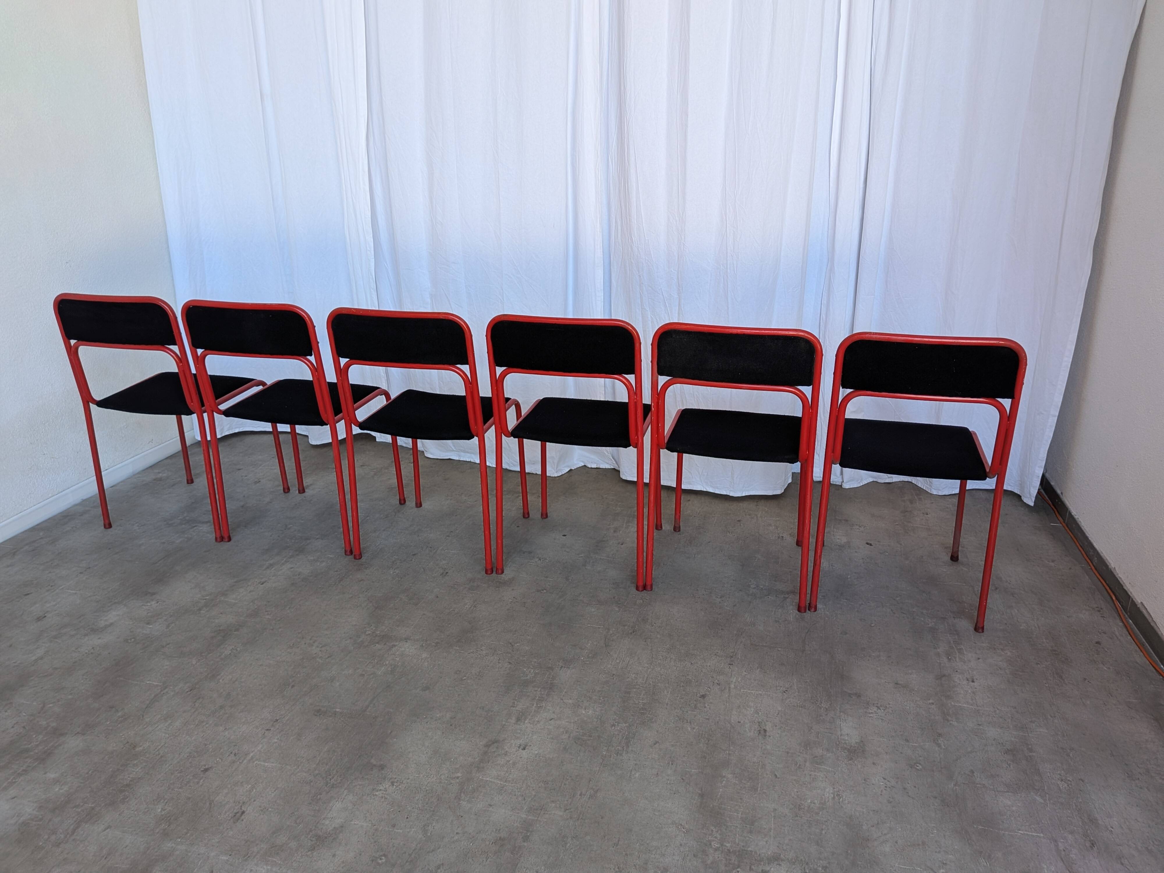 Set of 6 red & black metal chair: space age stackable dining chair baša