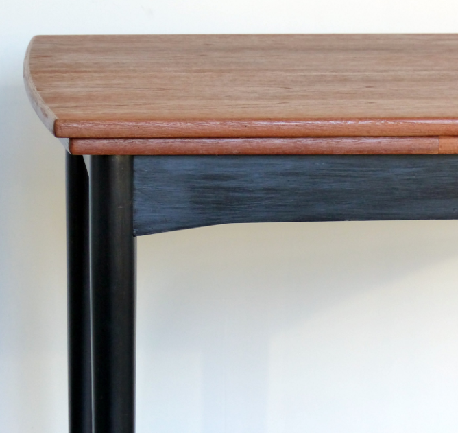 Table de salle à manger scandinave