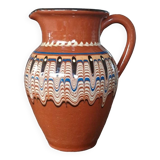 Pitcher and its 6 cups