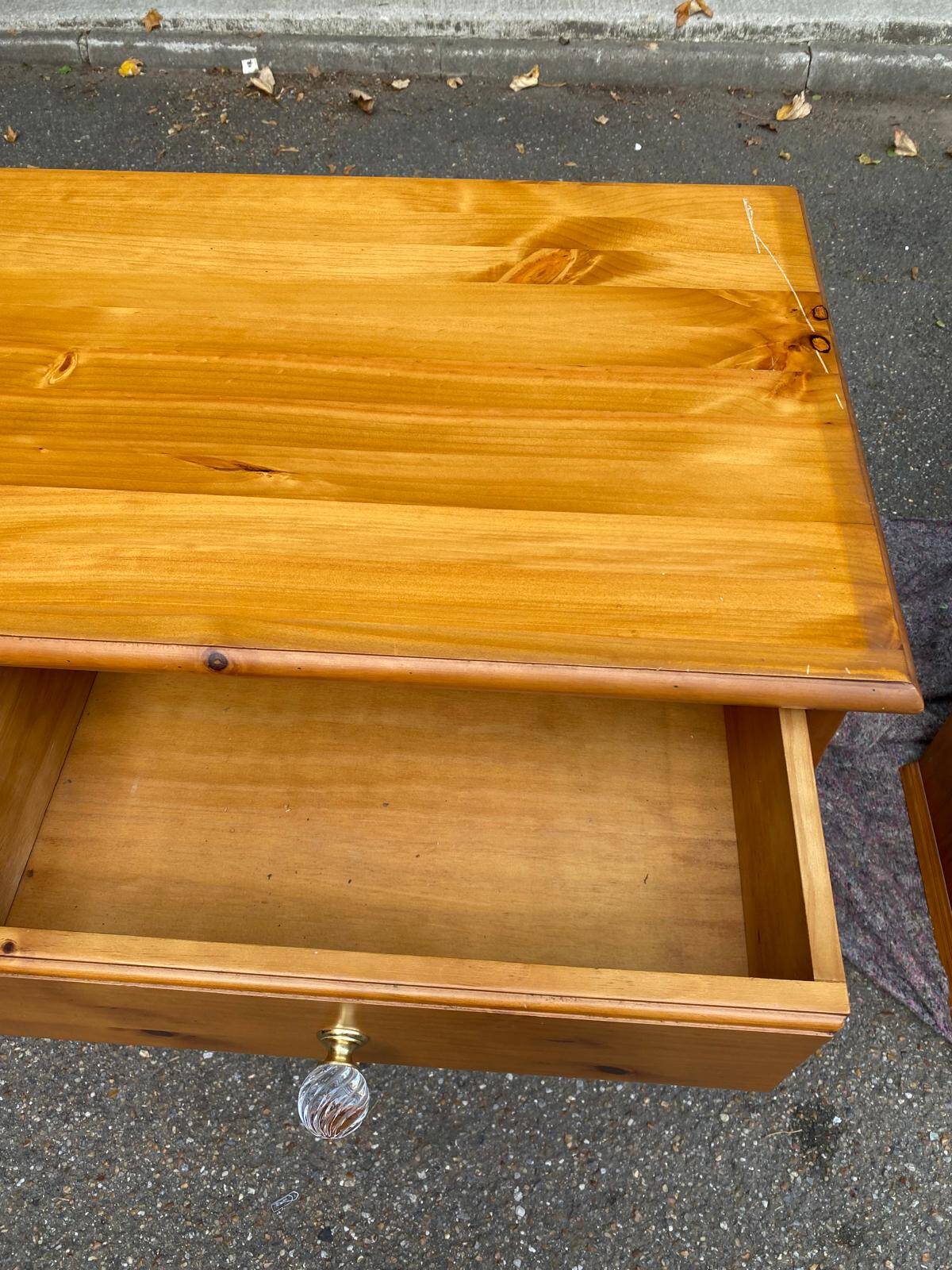 Large English display cabinet in solid wood, 20th century, 155cm