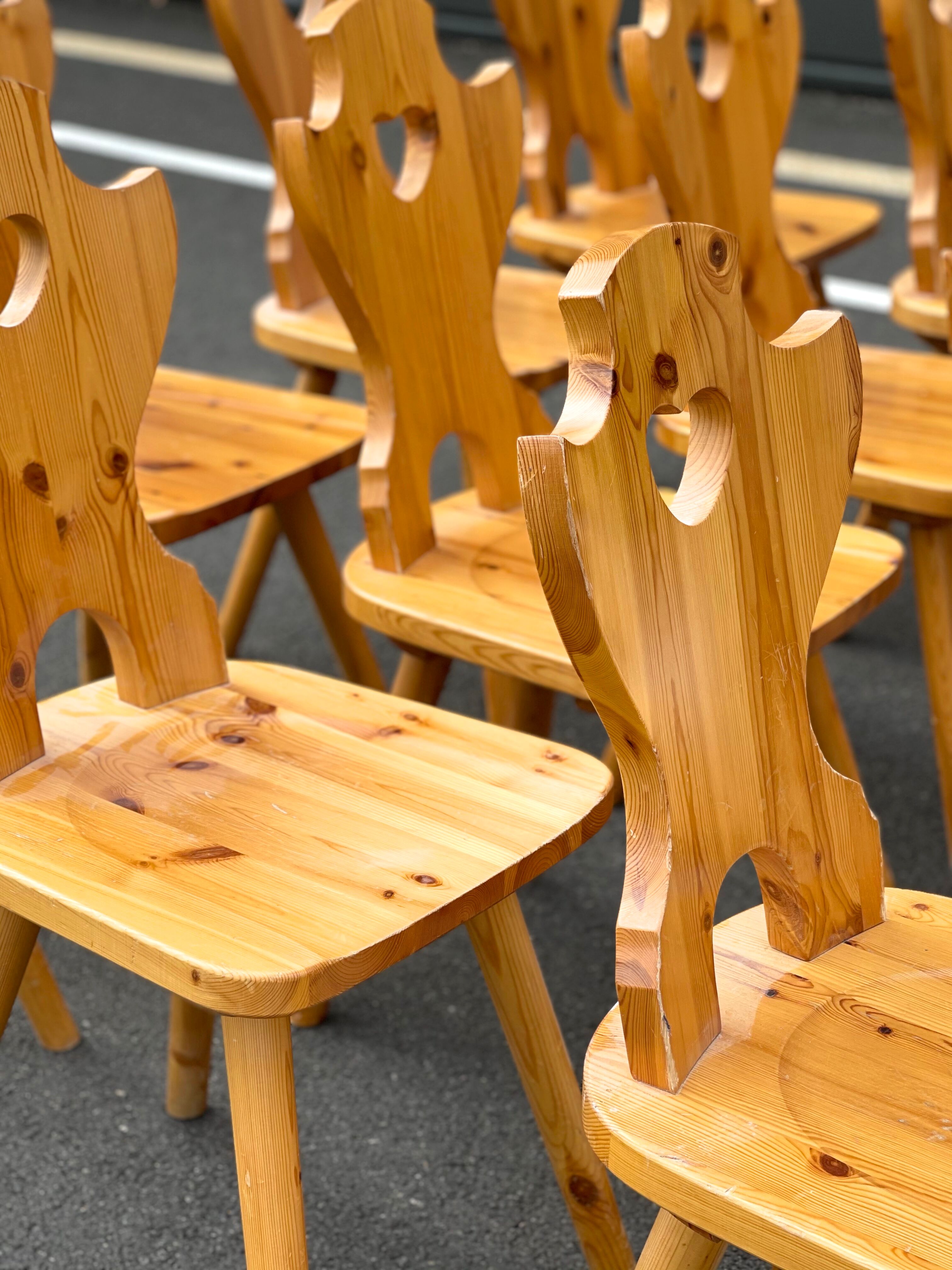 Lot 12 Vintage Mountain chairs 1993'