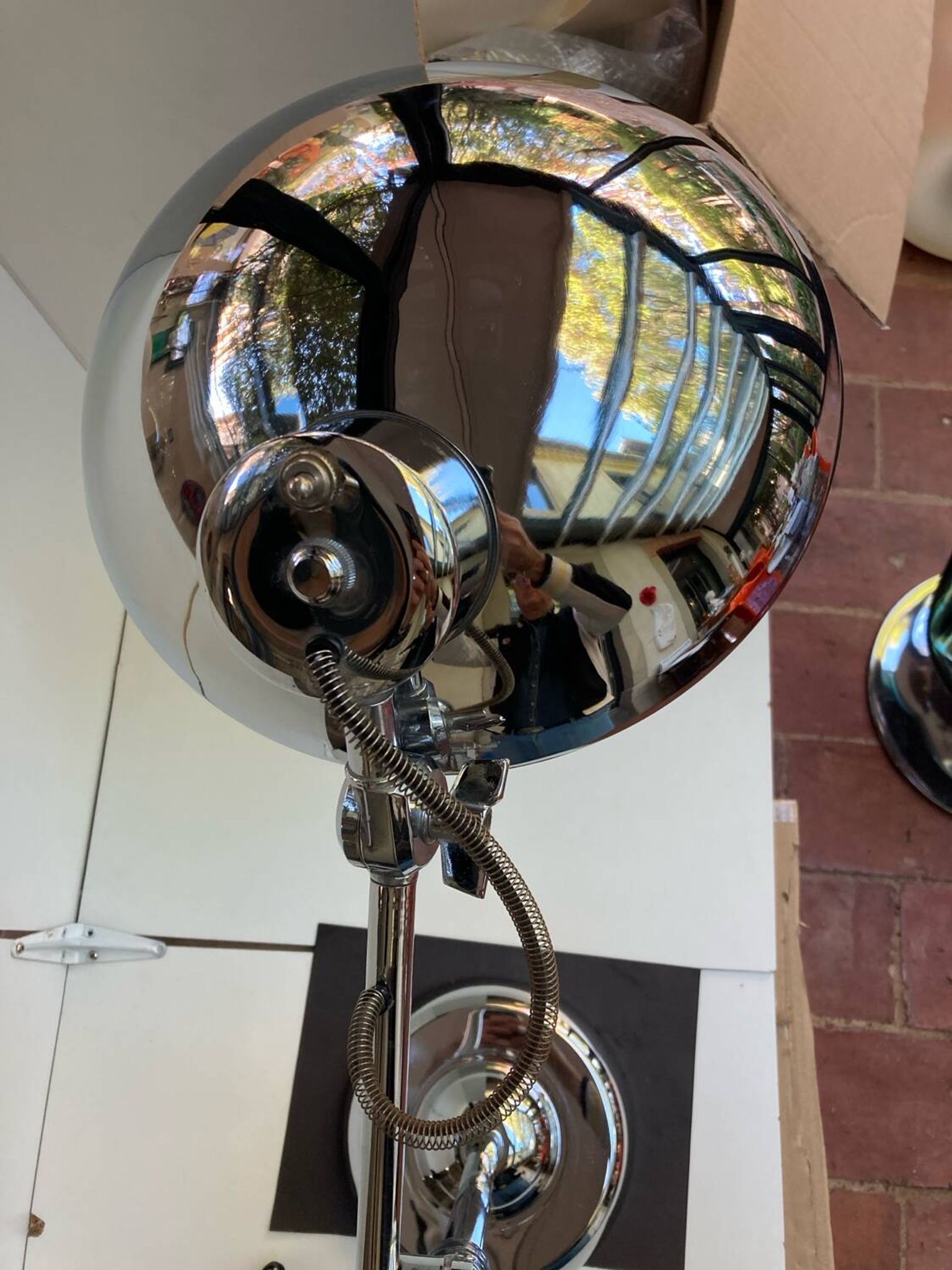 Lampe d’intérieur articulée chromée vintage 90’S