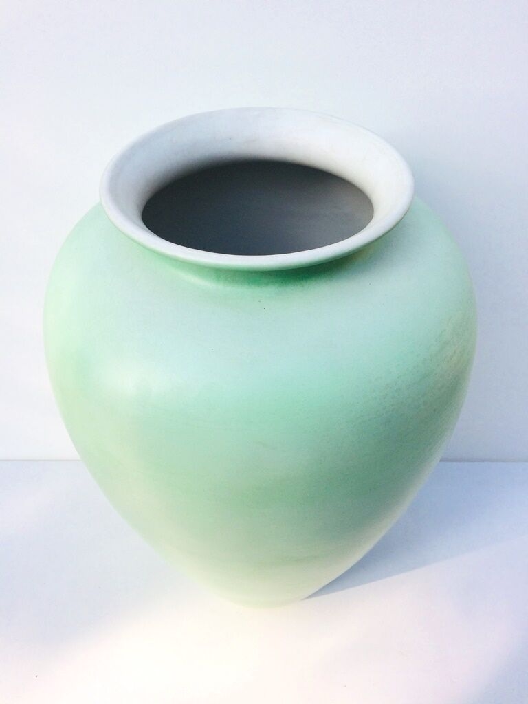 Vase faïence vert céladon