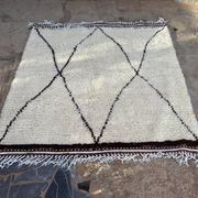 Tapis artisanal en laine