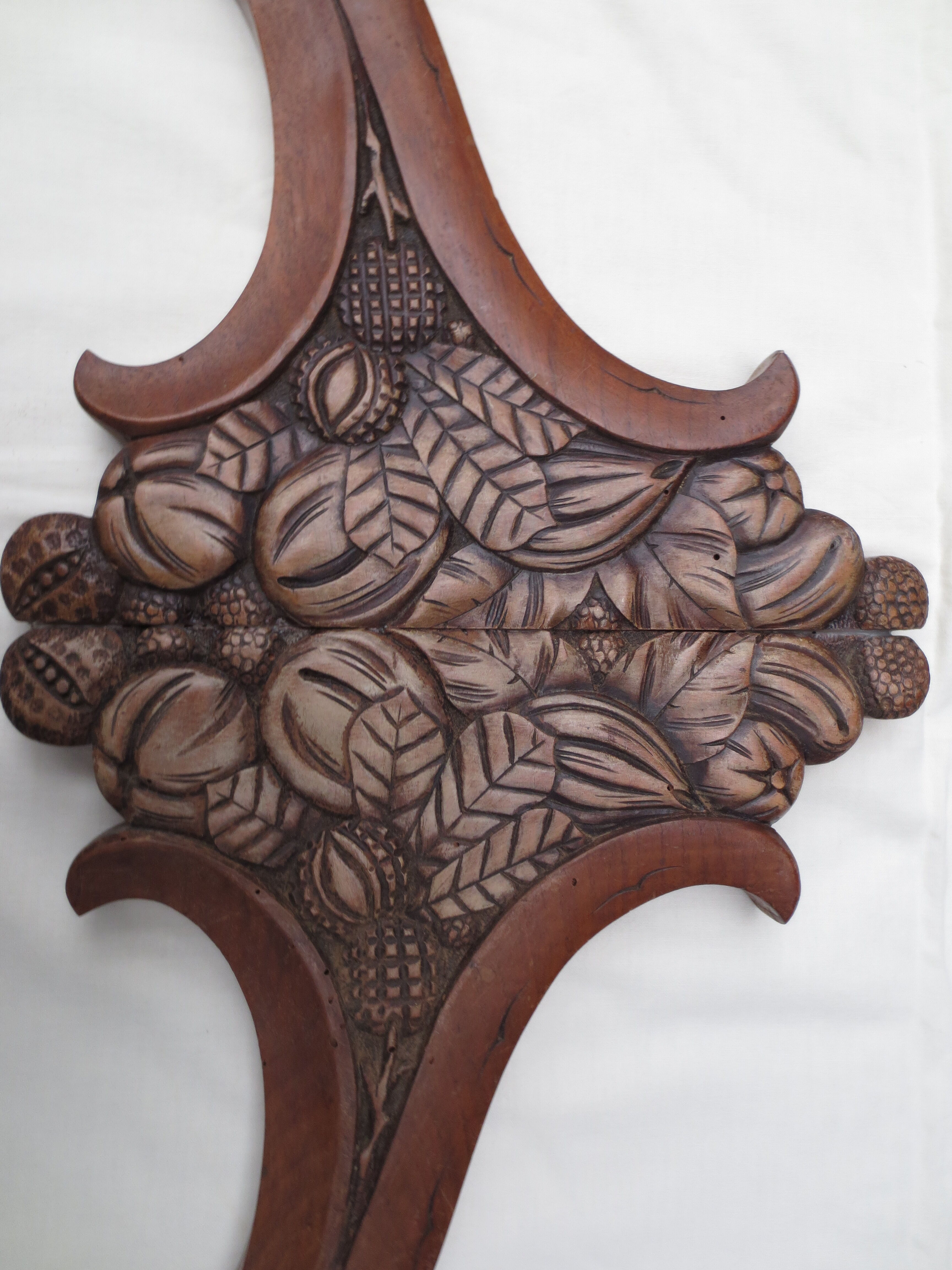 Deco wooden pediment