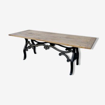 Industrial table with solid oak tray