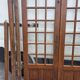Paire de portes de séparation en chêne petits carreaux XXe