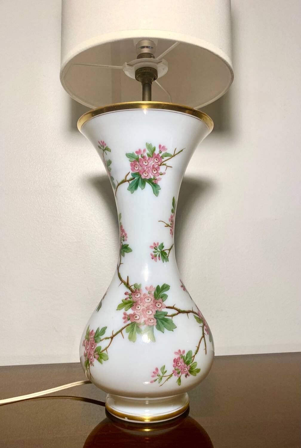 Baccarat Lampe Opaline peint main