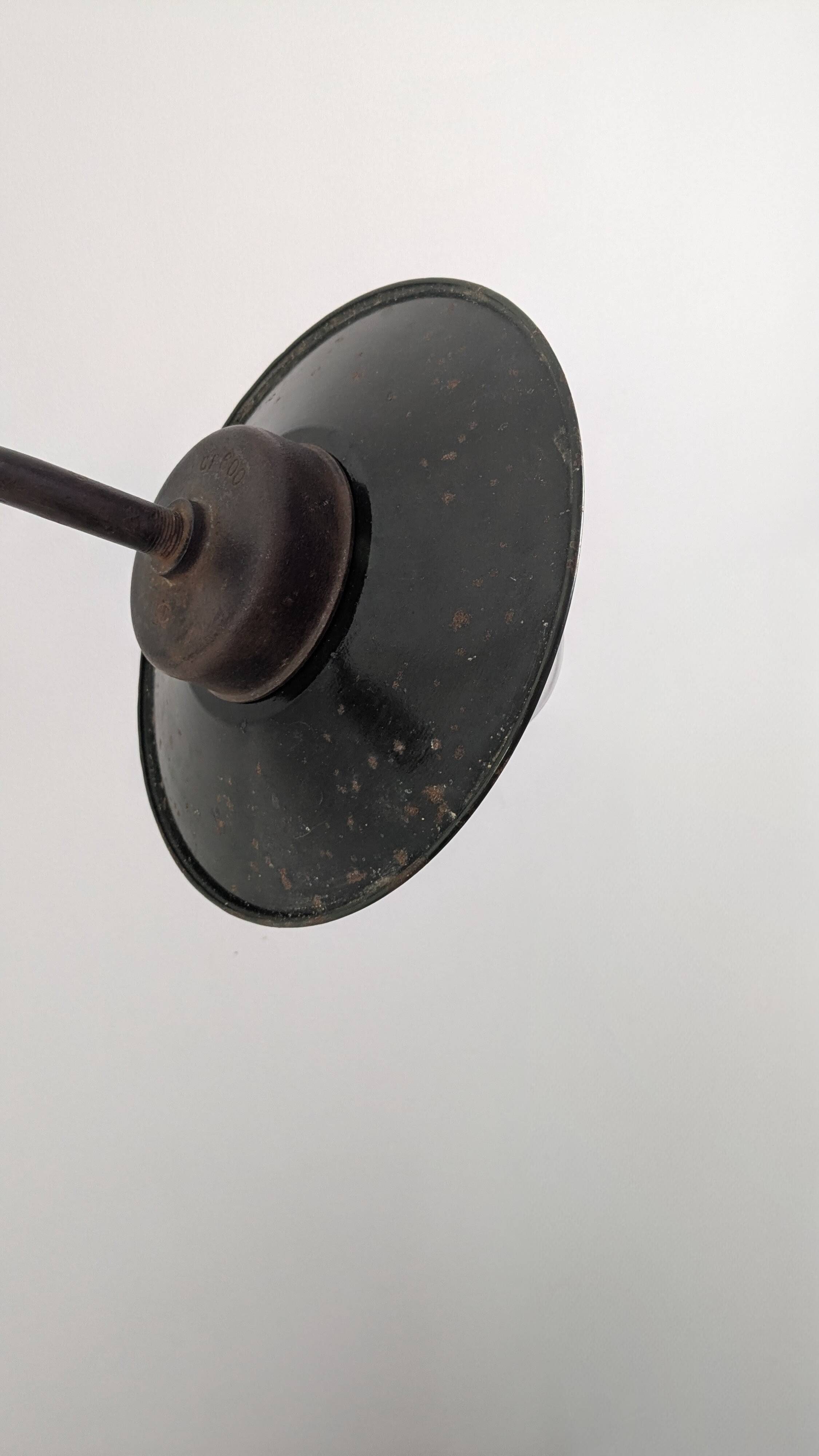 Antique wall light – Swan neck – Green enamelled sheet metal