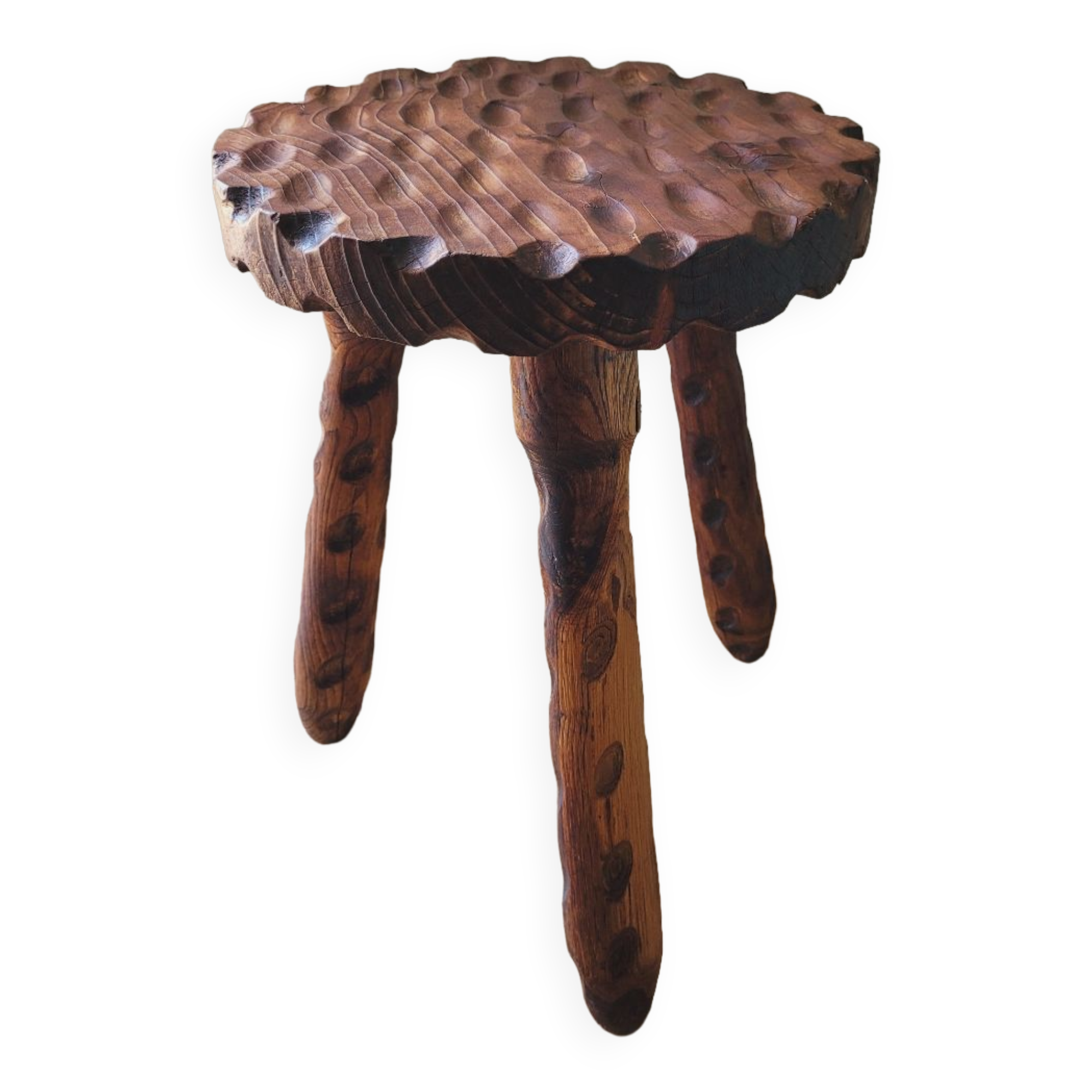 Tabouret tripode brutaliste