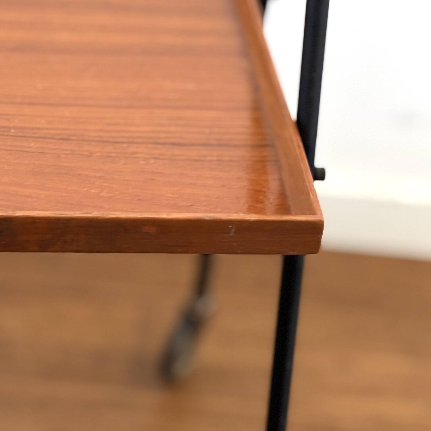 Folding Scandinavian dessert trolley