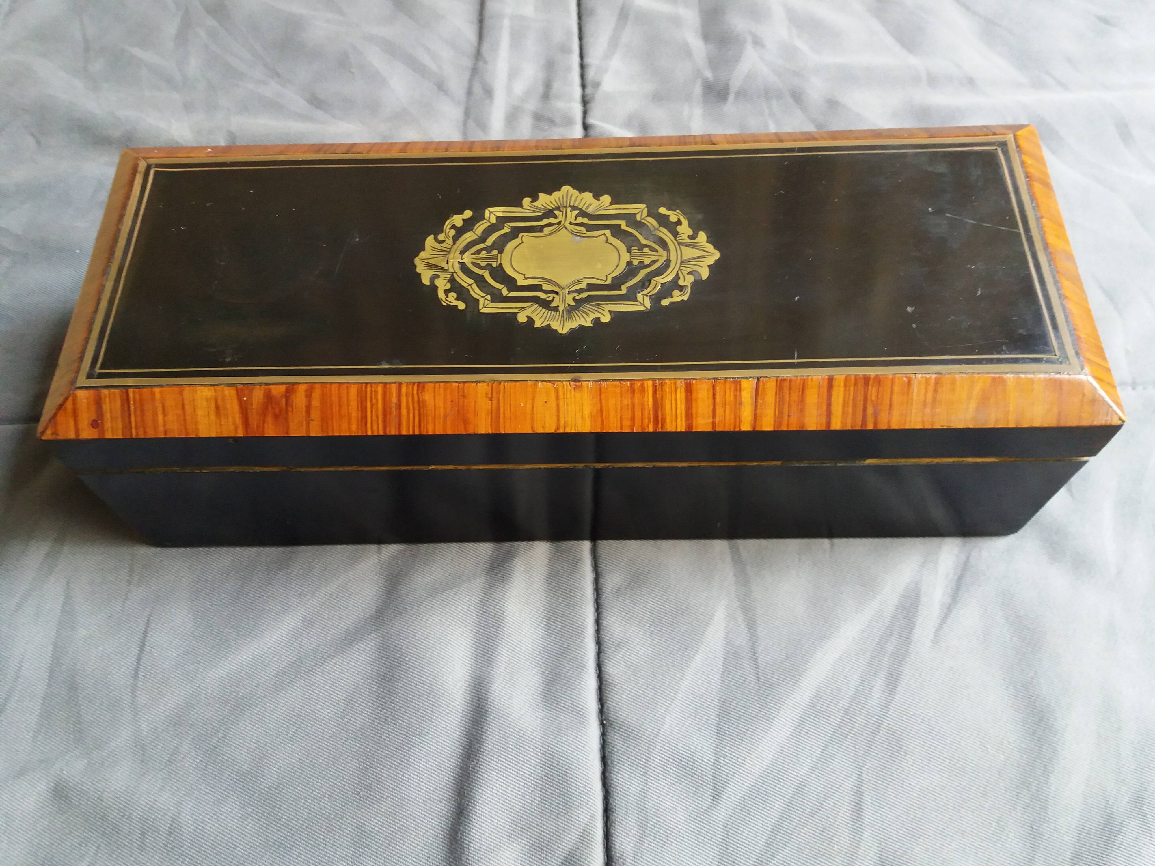 Boite a gants ancienne epoque Napoleon iii