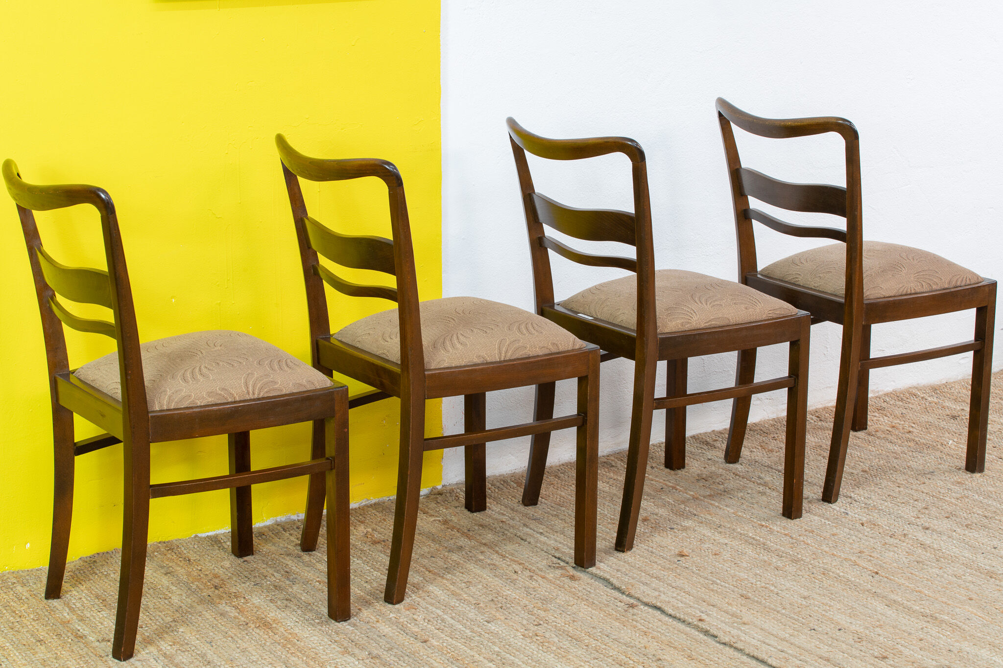 Set of 4 vintage Scandinavian chairs – 45 cm