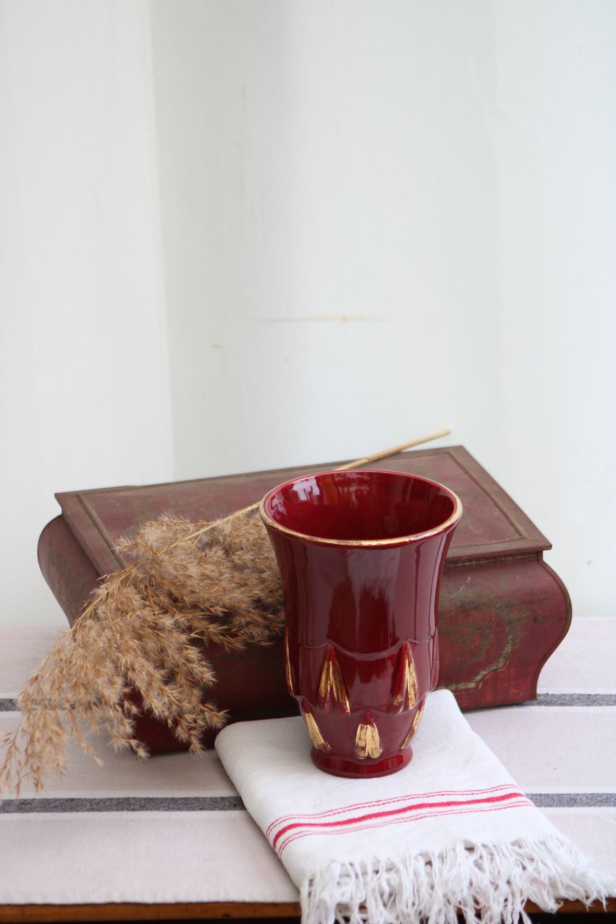 Art Deco ceramic vase