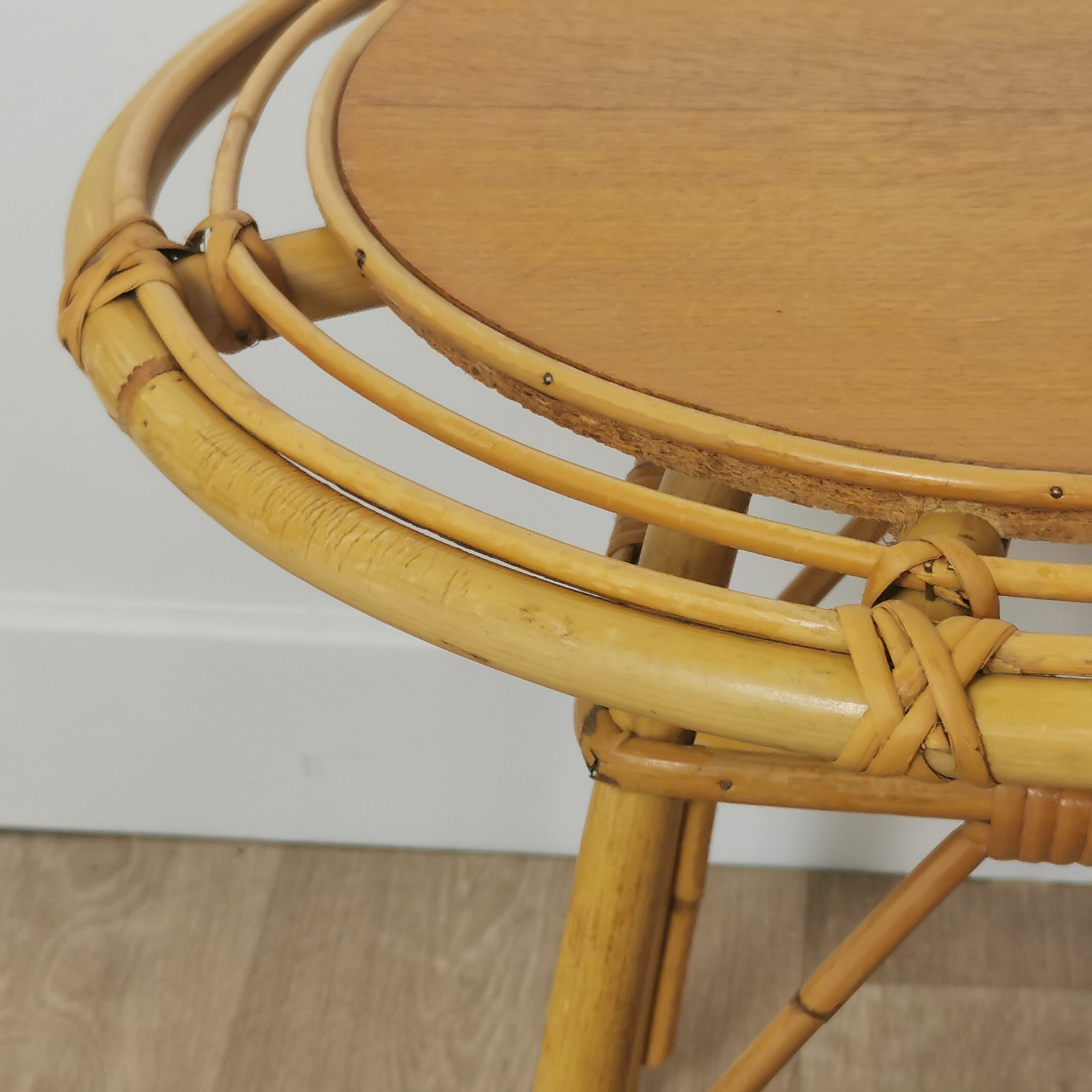 Table basse en rotin