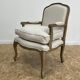 Fauteuil bergère en bois et lin naturel