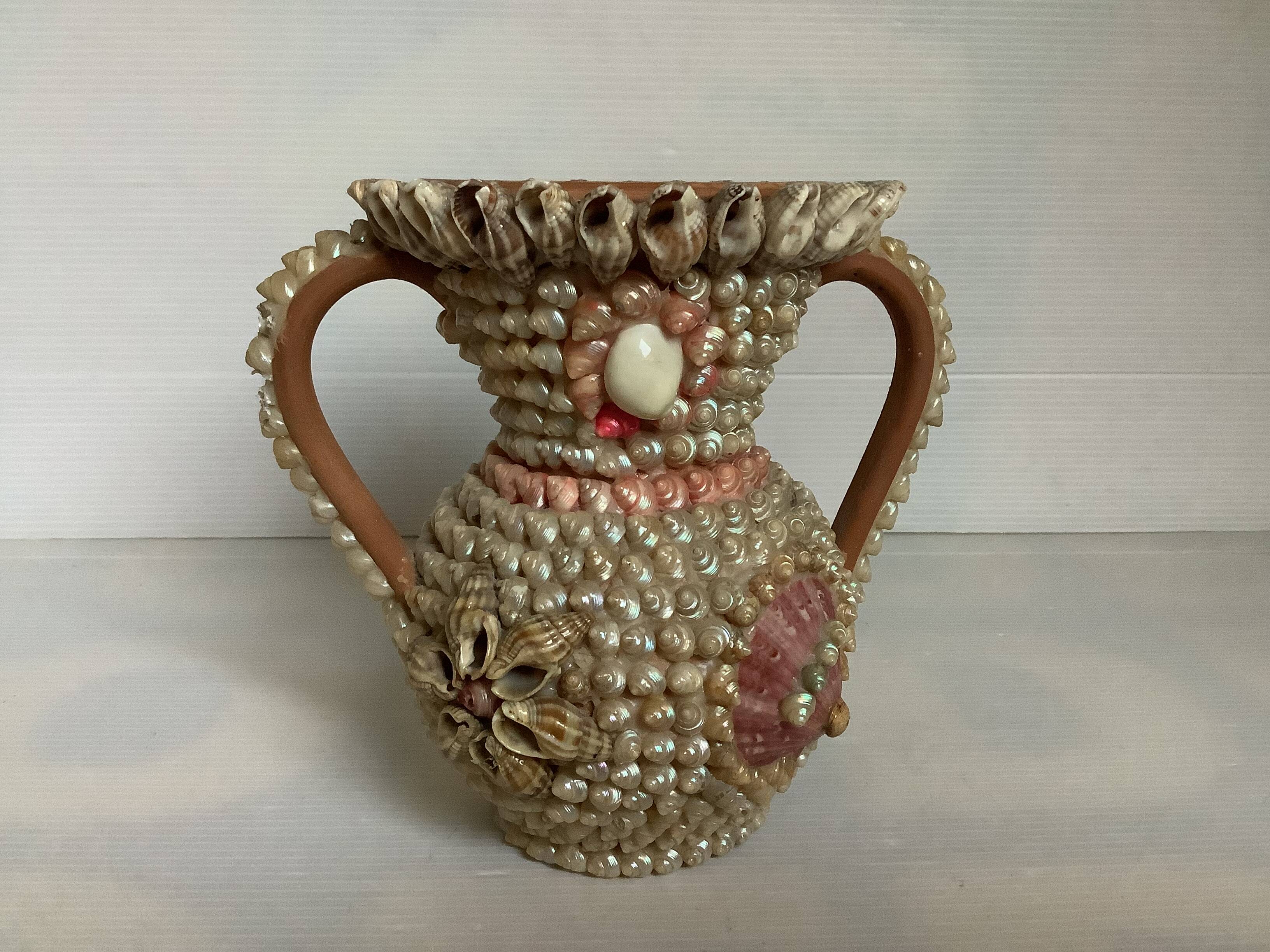 Shell vase folk art