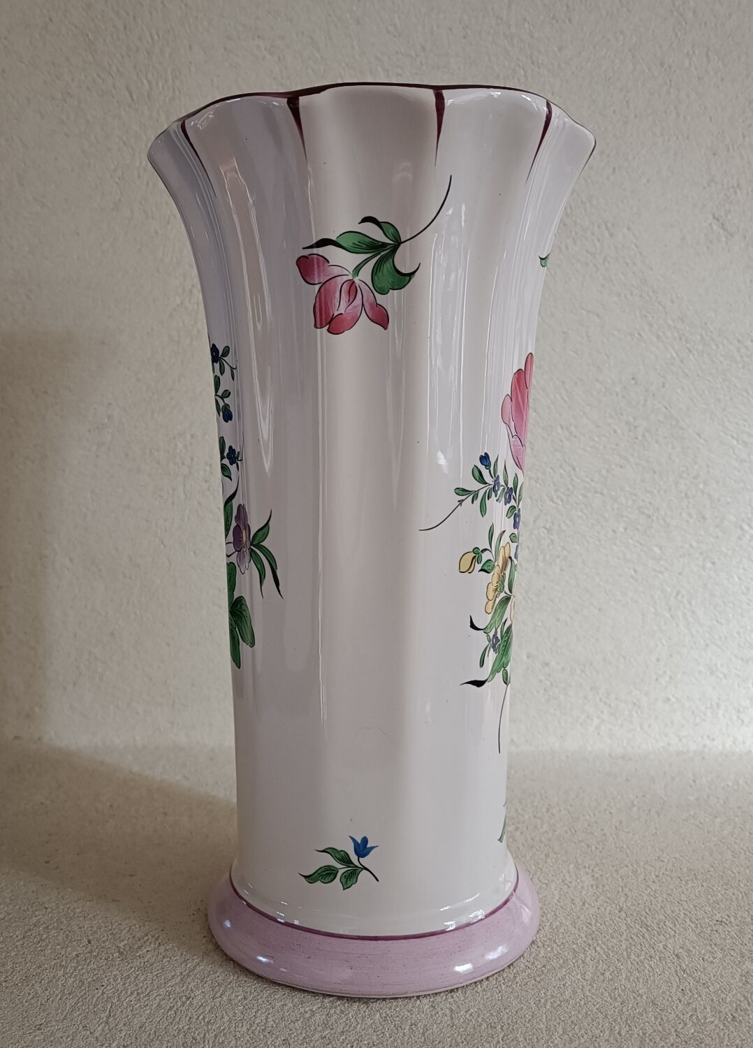 Vase en faïence de Lunéville décor Réverbère