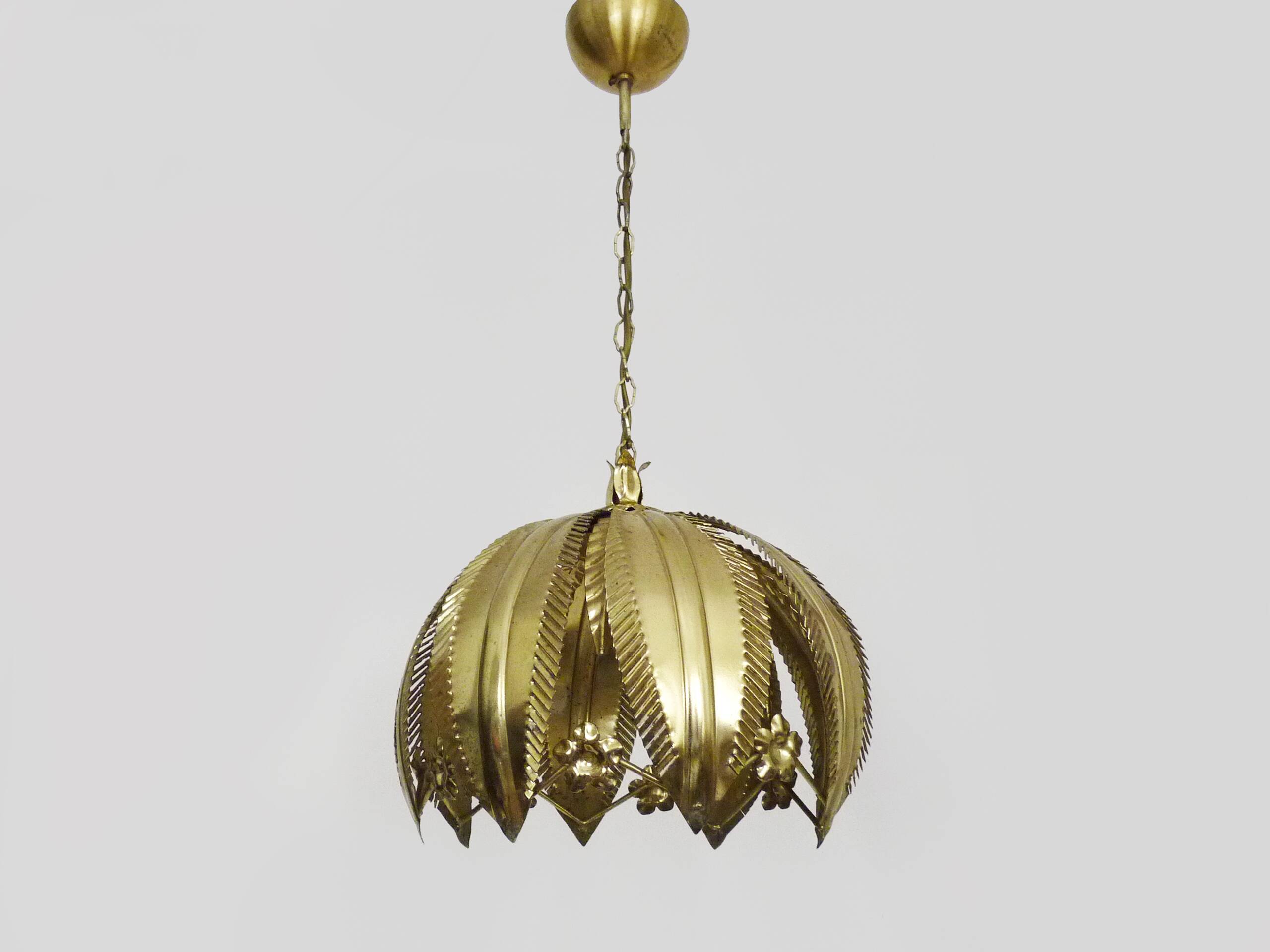 Vintage 80s gold metal palm leaf pendant light