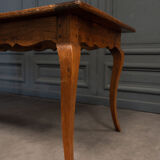 Farmhouse table walnut legs deer early nineteenth 1 drawer 208 cm