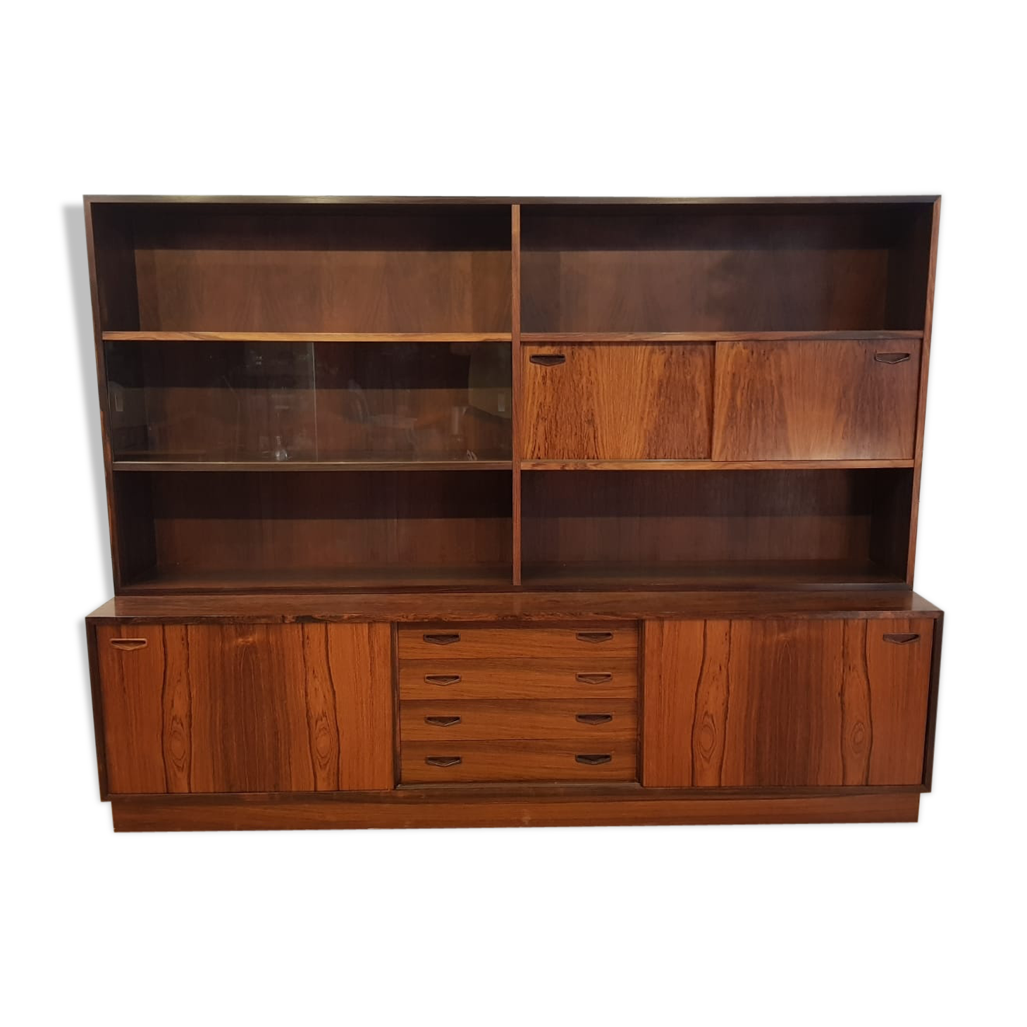 Scandinavian bookcase in 1960 rio rosewood