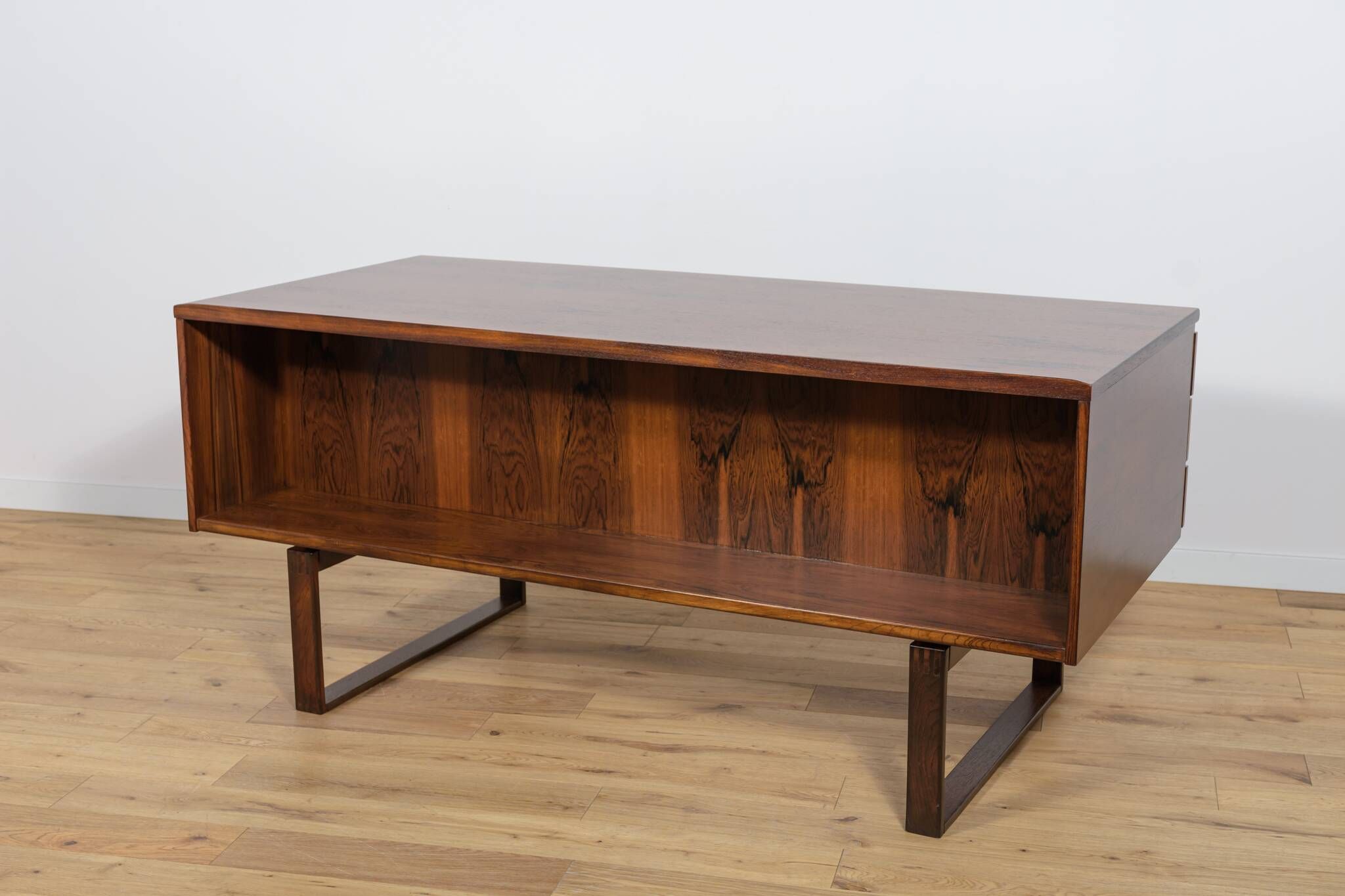 Mid-Century Rosewood Freestanding Desk by Torben Valeur & Henning Jensen for Dyrlund, 1960s