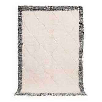 Tapis marocain : tapis berbère marocain noir et blanc, beni ourain 150/250