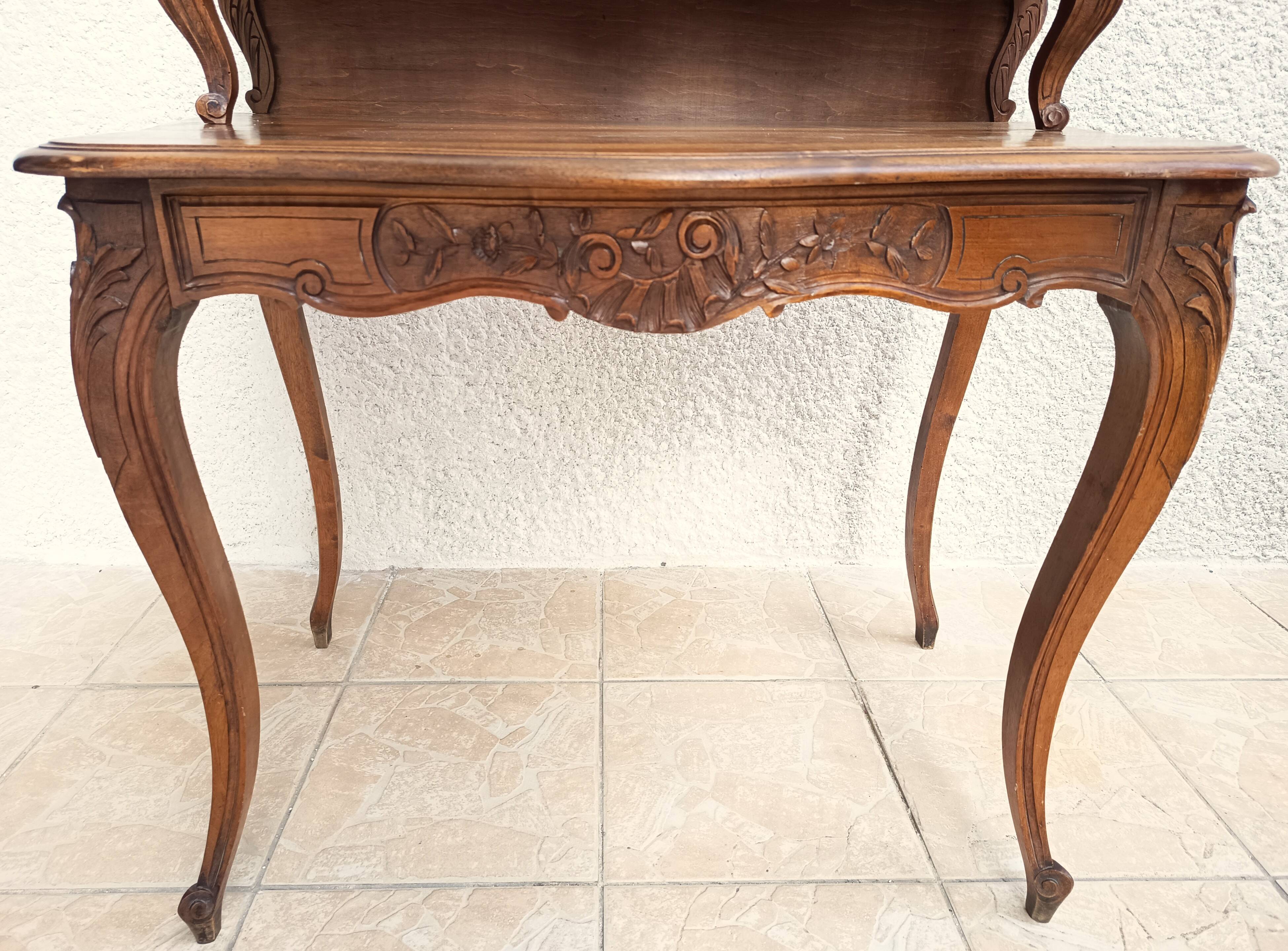 Louis XV walnut desk