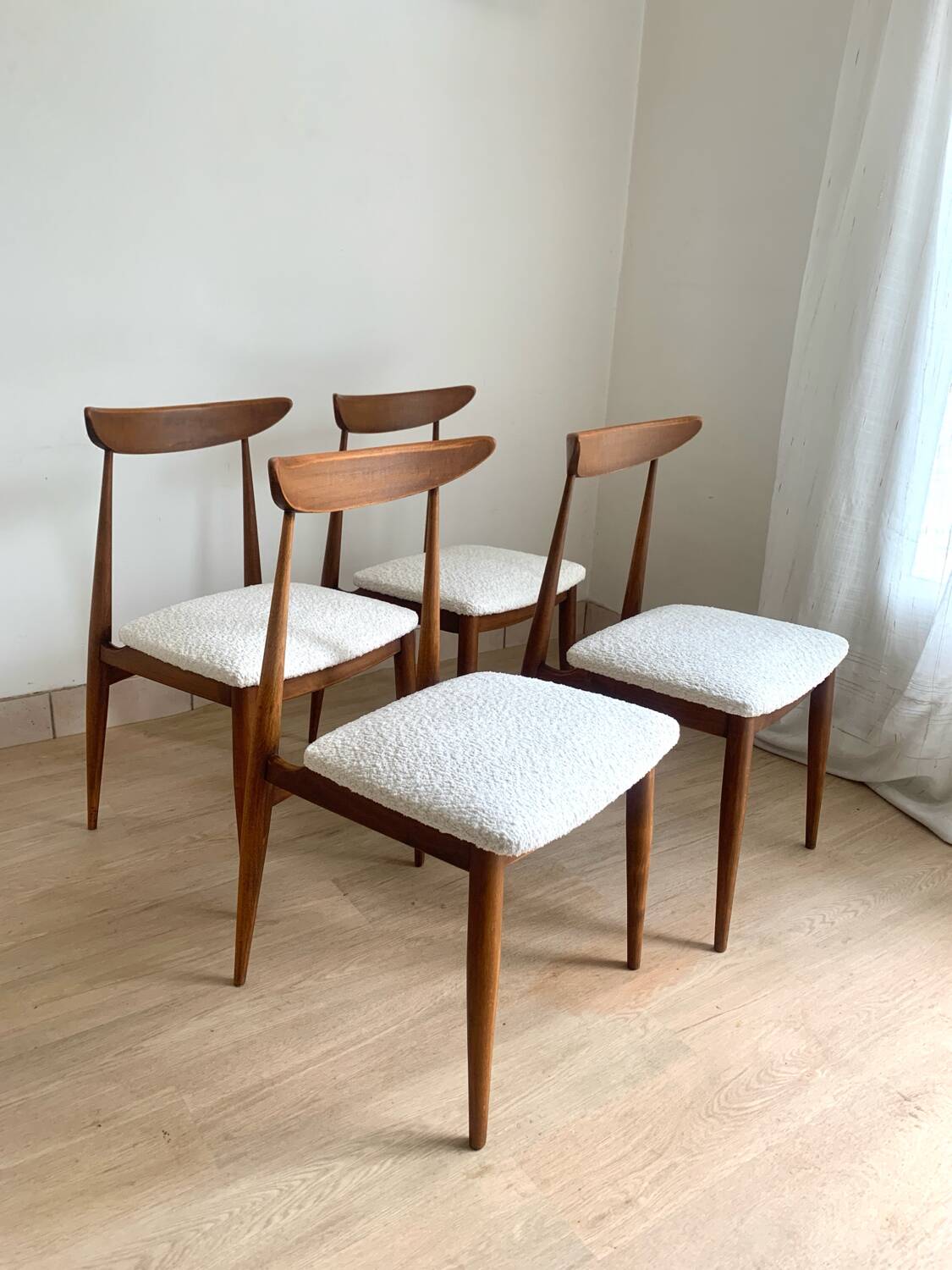 Series of 4 Scandinavian chairs from the 60s