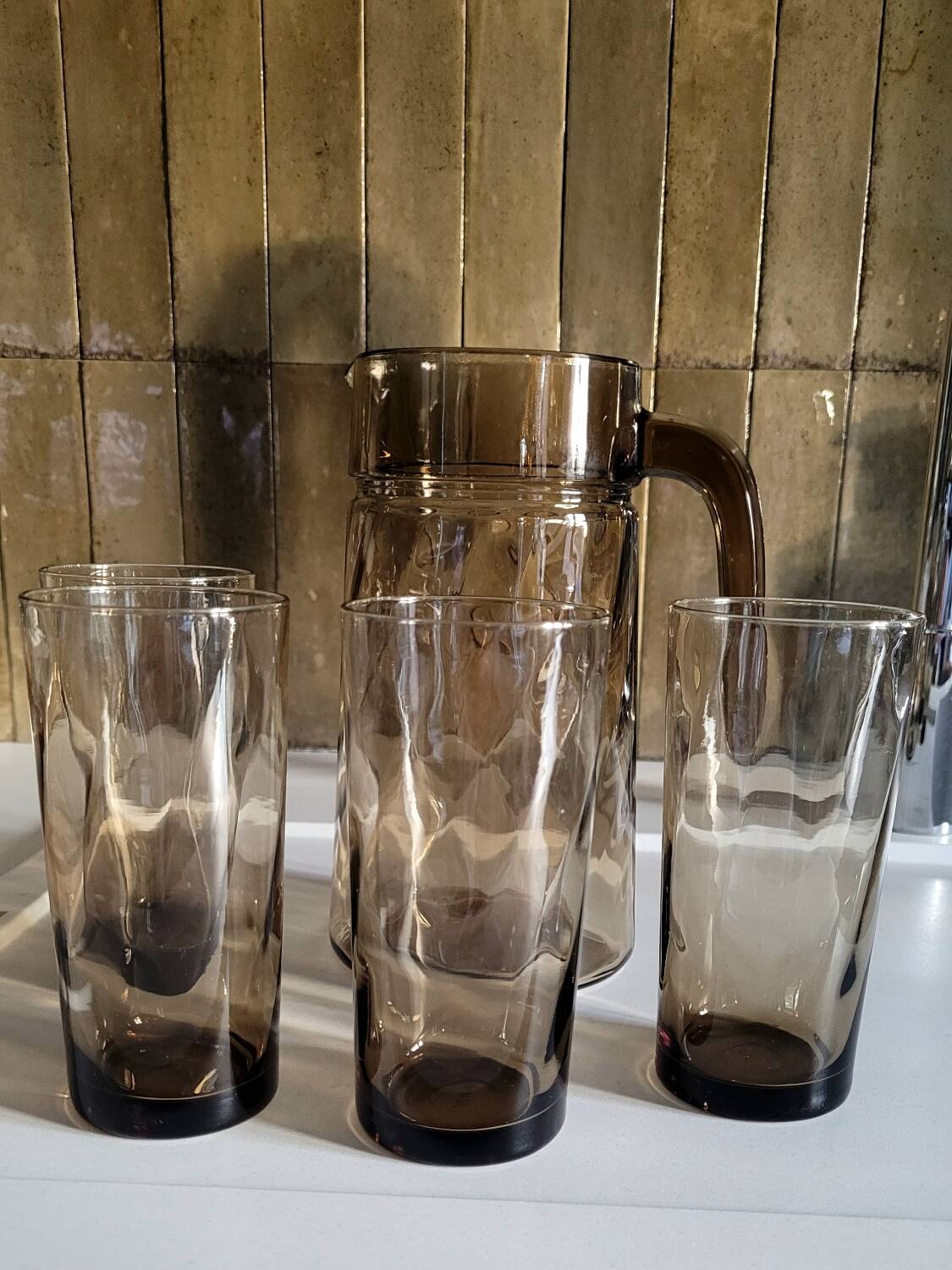 Service à orangeade en verre fumé
