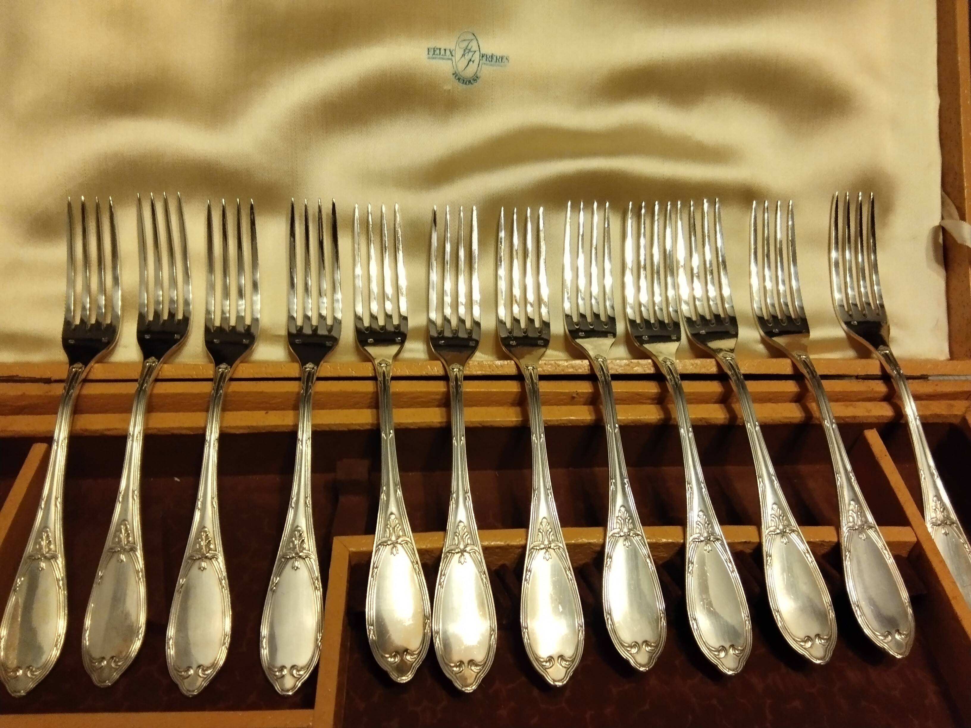 12 silver-plated metal forks by Félix Frères