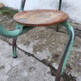 Old one-piece children's desk