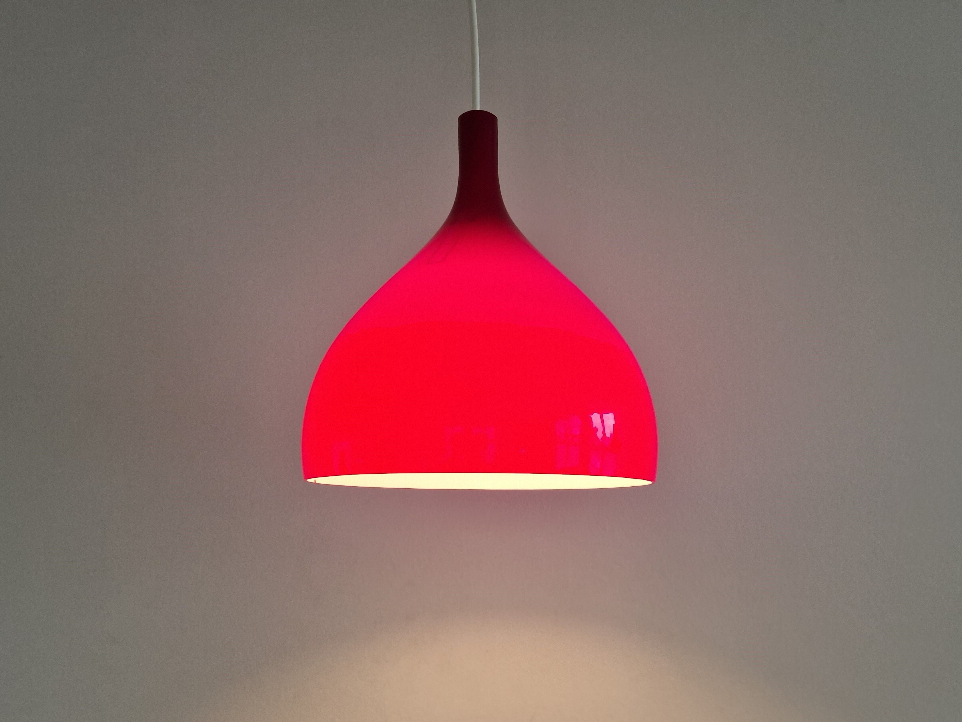 Red Murano glass pendant lamp by Paulo Venini for Venini, Italy 1960's