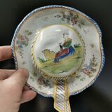 Bouquetière d'applique faïence malicorne pbx pouplard béatrix hat bigoudène