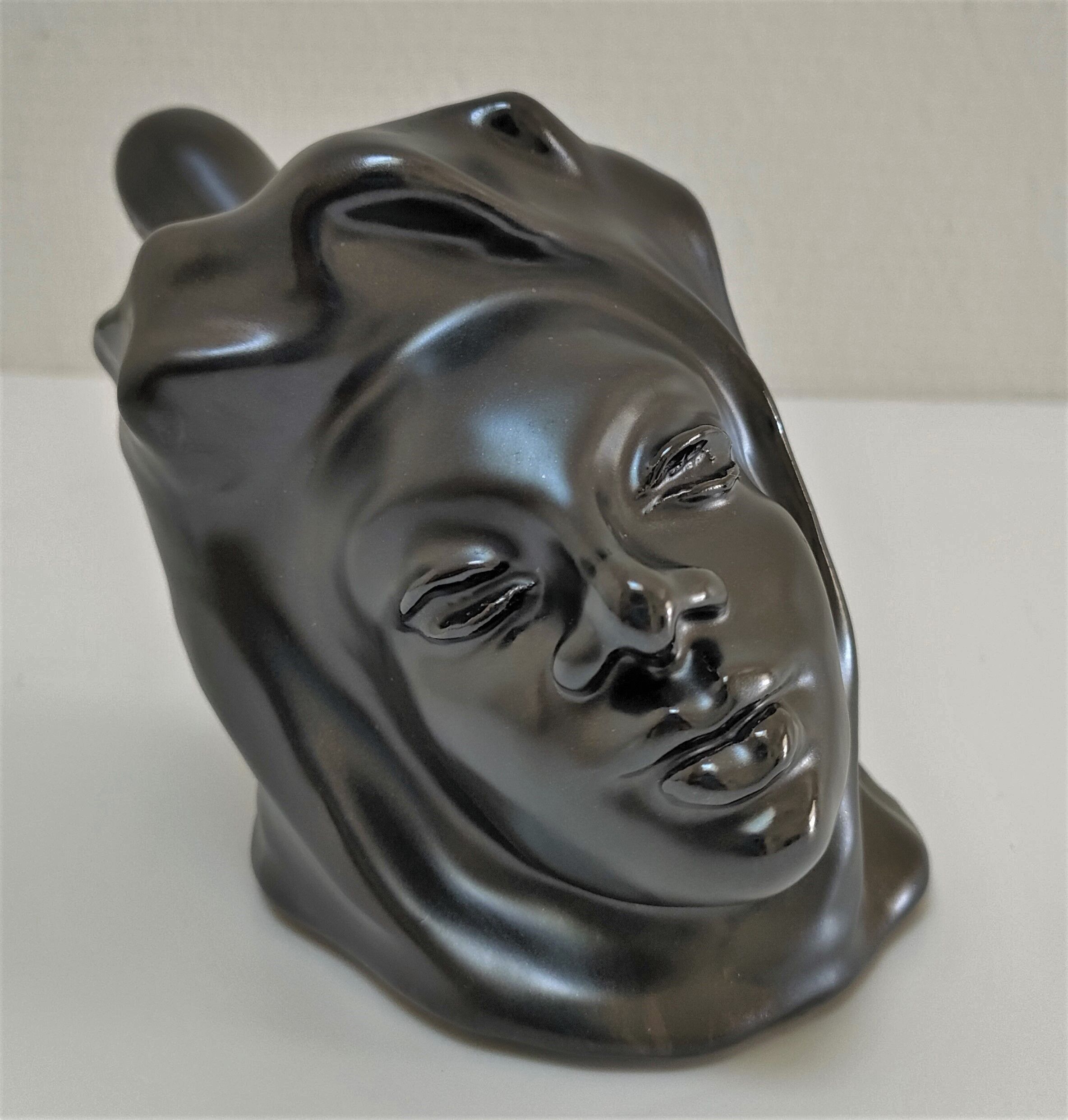 Anthropomorphic ceramic ashtray with woman's figure design 60s
