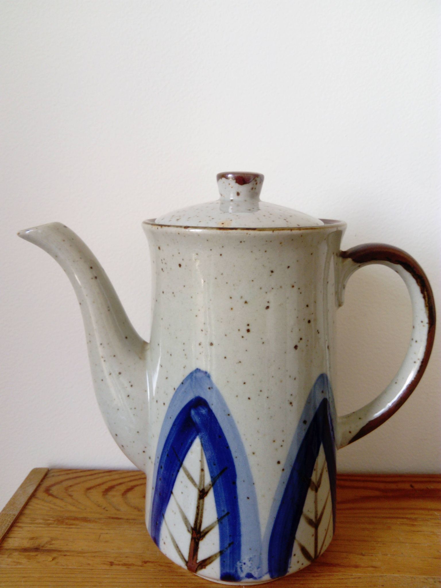 Cafetière et sucrier vintage