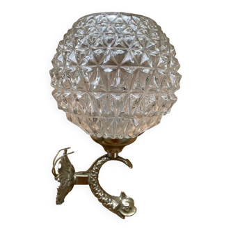 Fishhead globe wall lamp