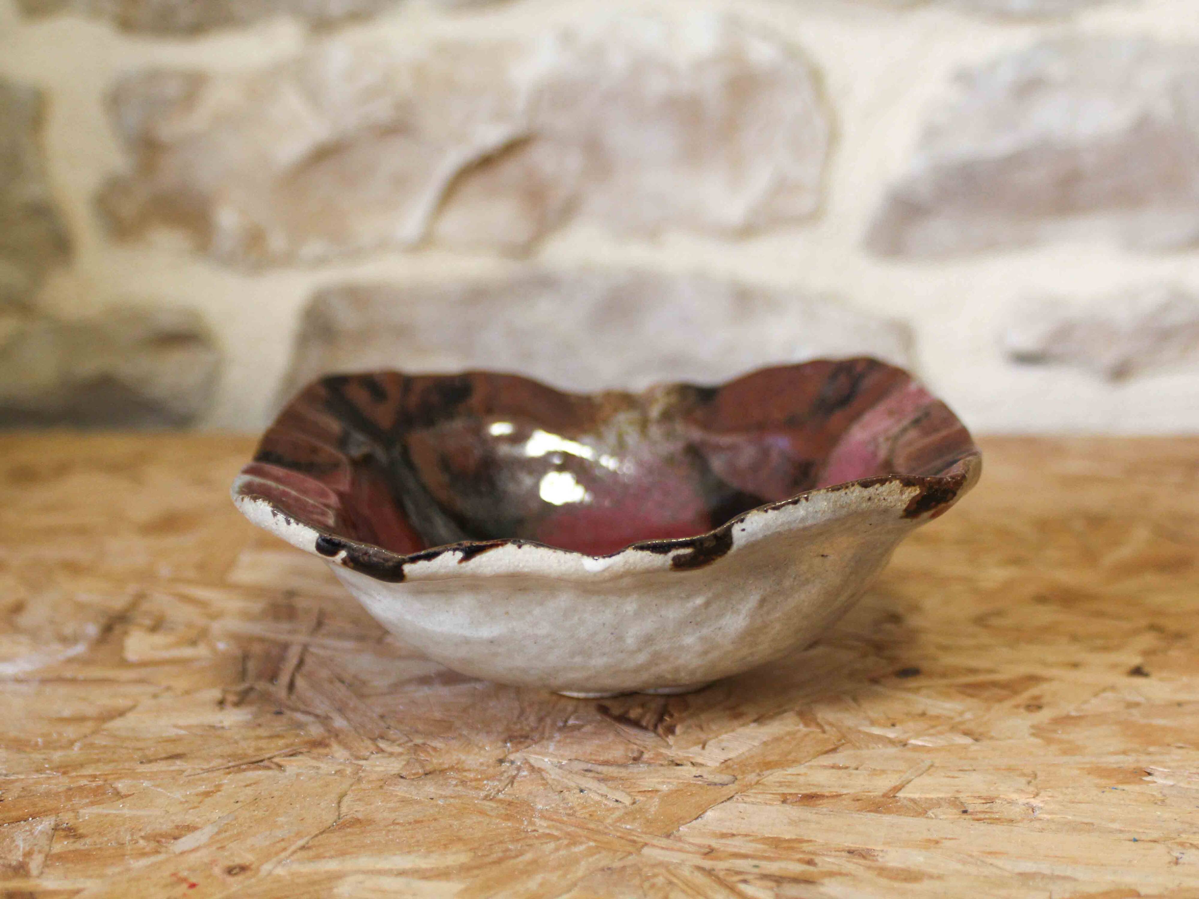 Ceramic pocket tray glazed by François Guéneau