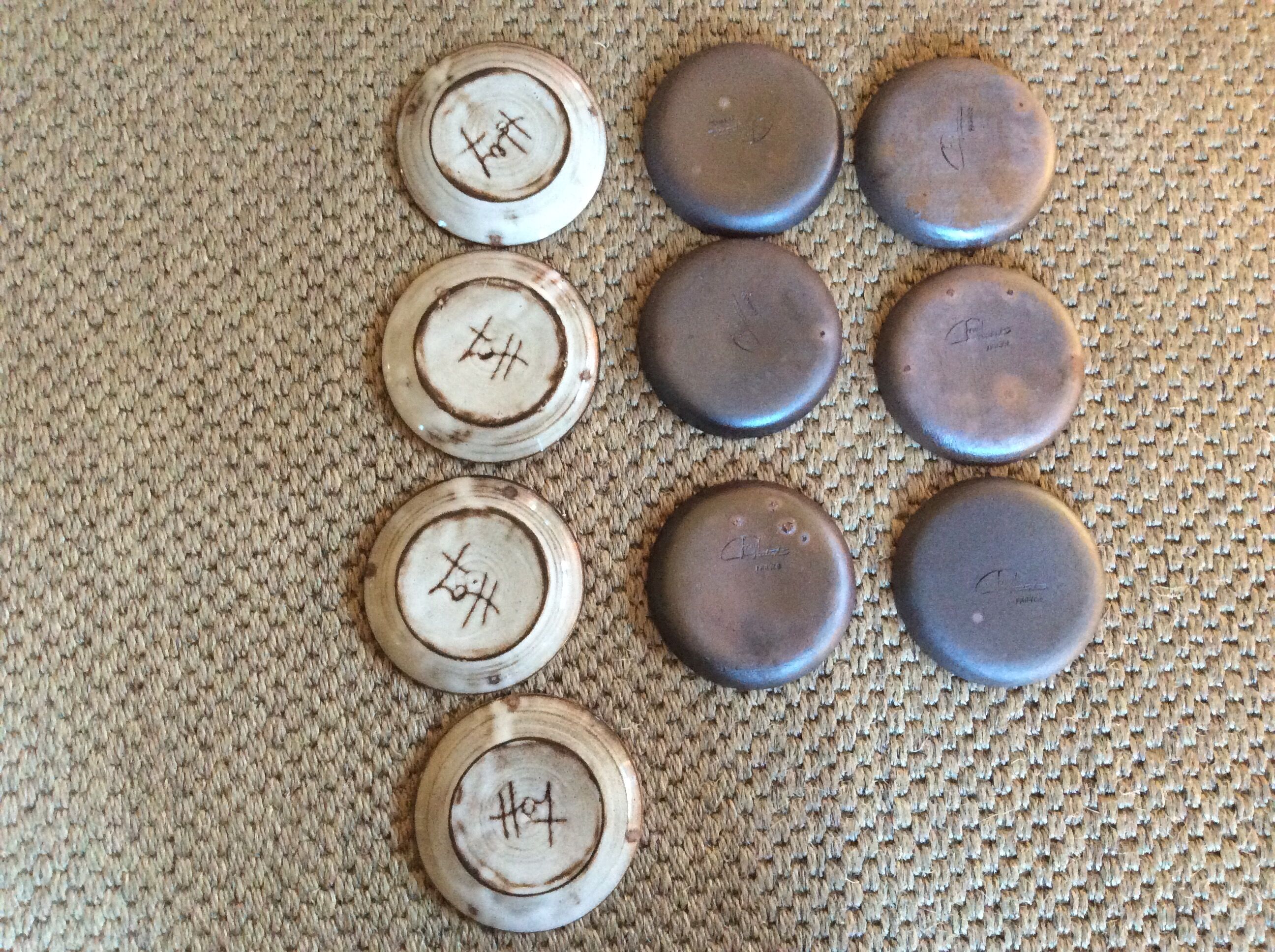 Set of 10 stoneware plates