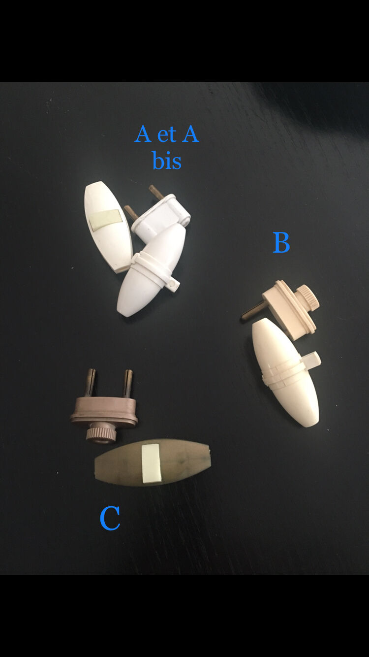 Terracotta lamp, string blinds, cable and vintage switch