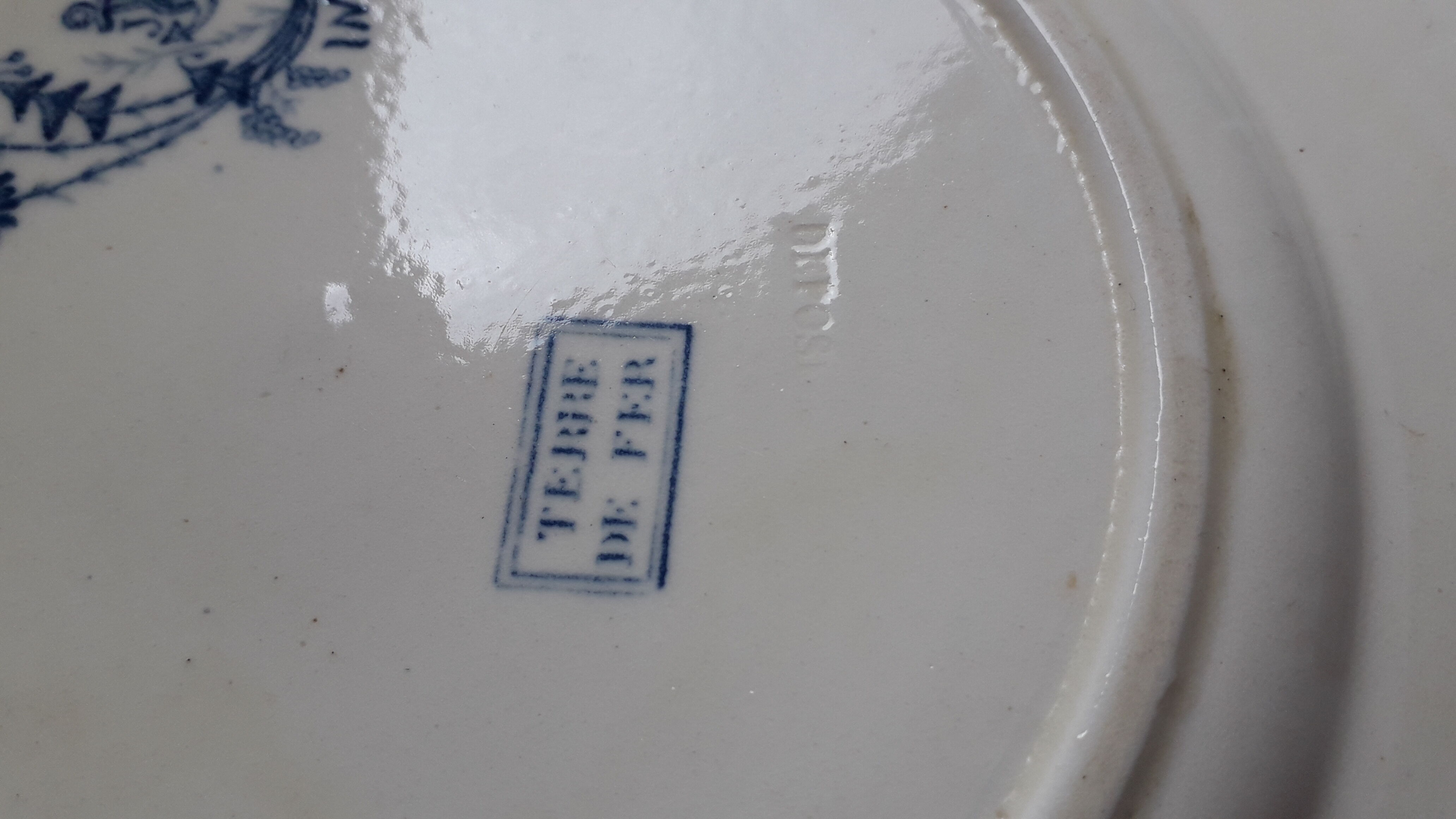 Duo of plates of clairfontaine model INDIANA