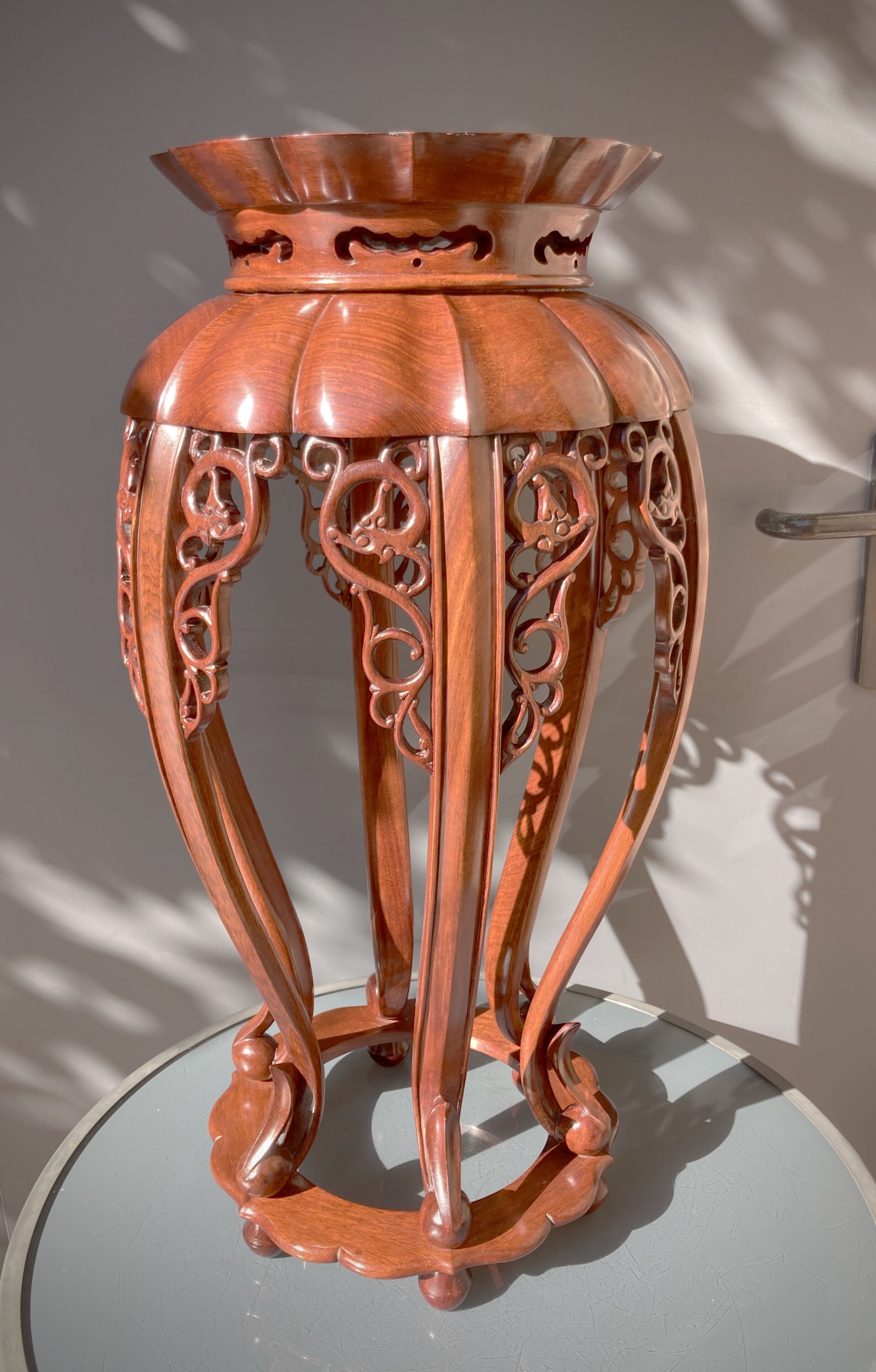 Openwork rosewood gueridon