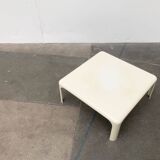 Demetrio lounge coffee table from the Italian space age of the mid-century by Vico Magistretti for Artemide.