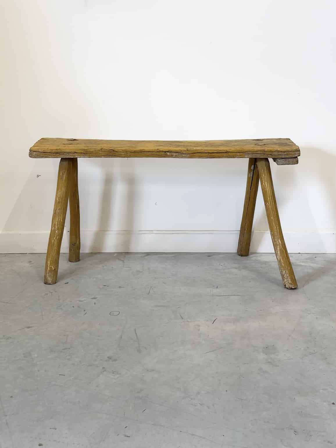 Banc hongrois patiné moutarde