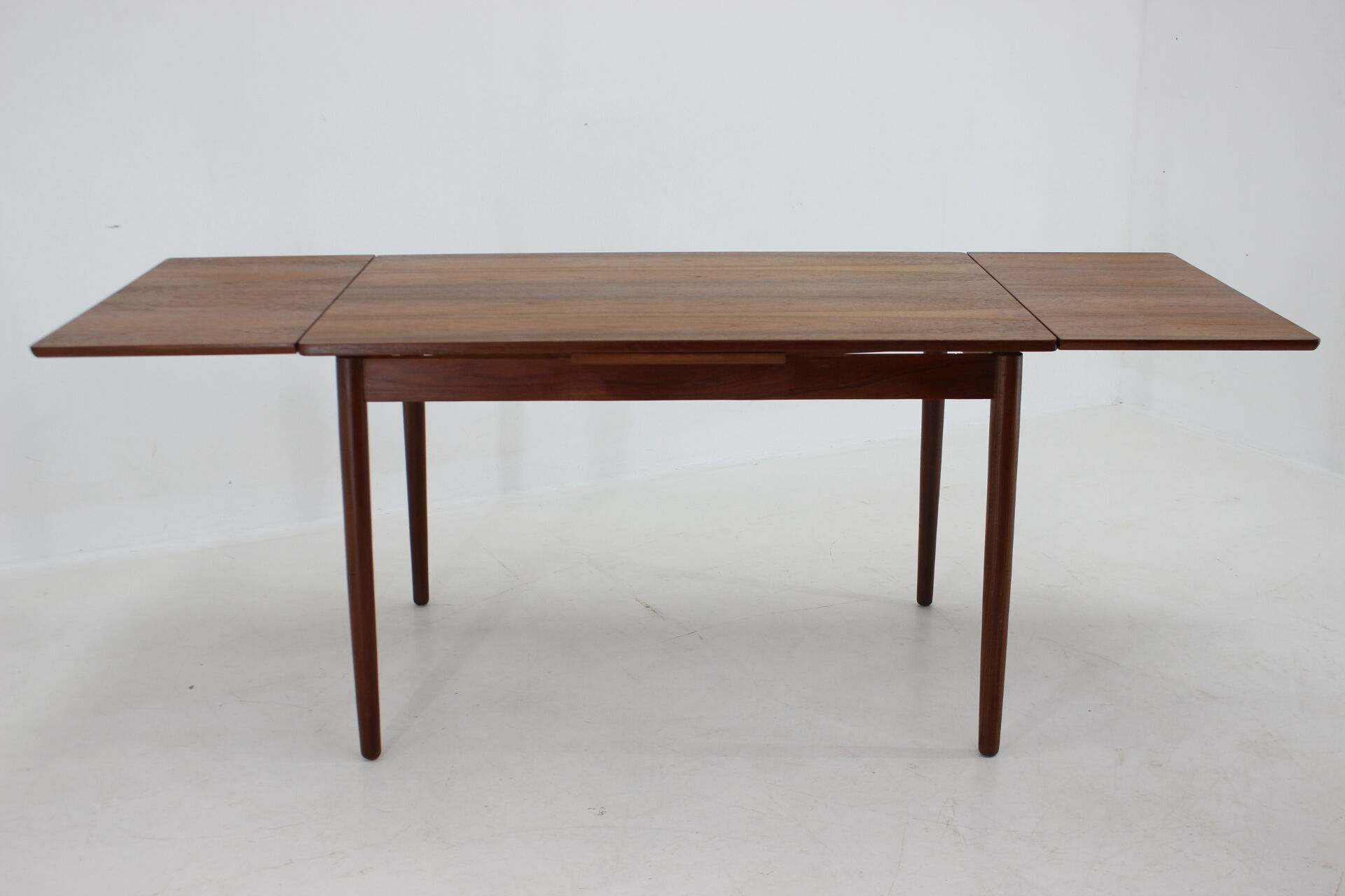1960s Danish Teak Extendable Dining Table
